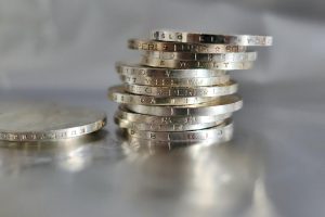Jak vyžít z jednoho platu? Aneb když jeden přijde o práci